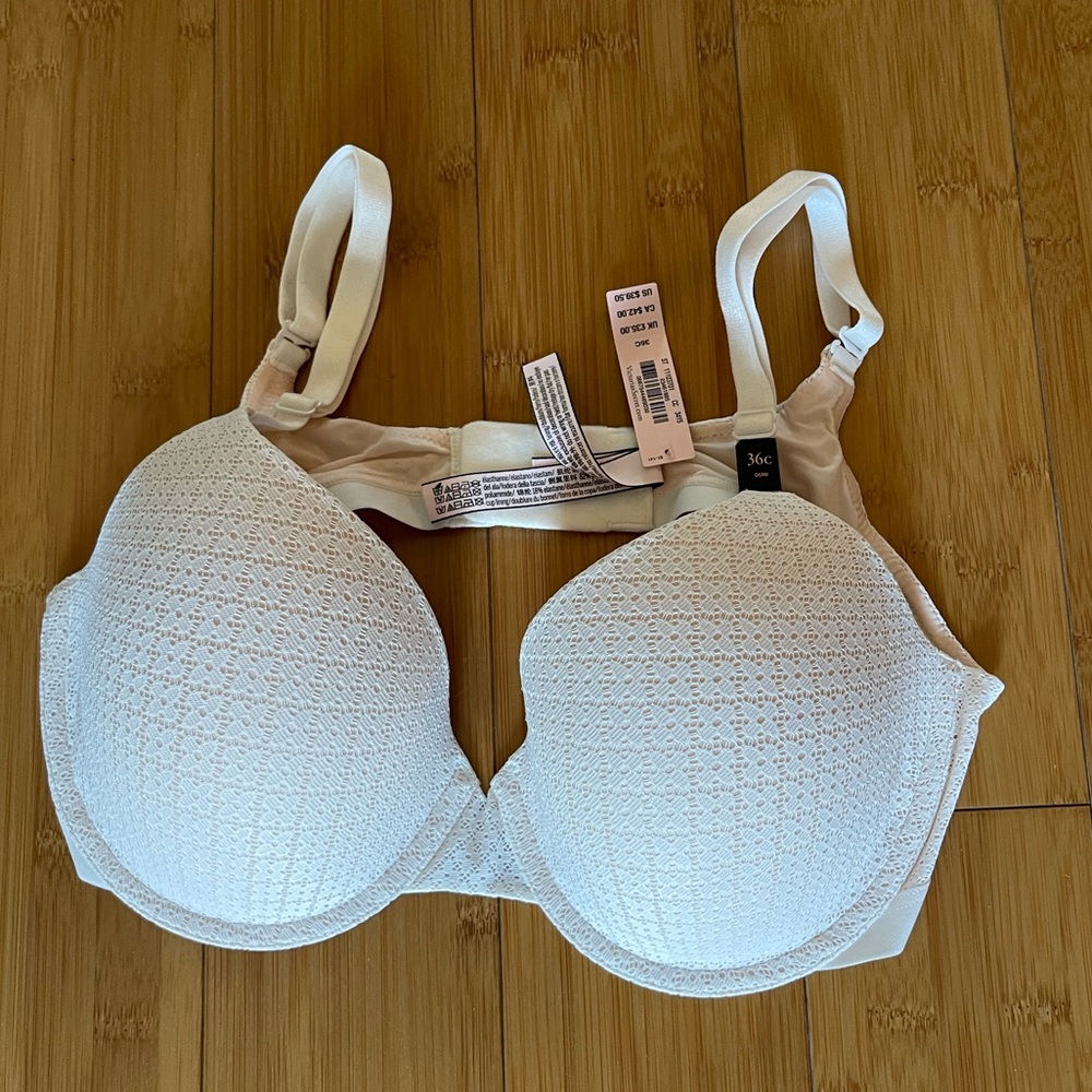 Brand new Victorias Secret bra